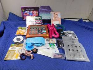 lot 298 image: New beauty products