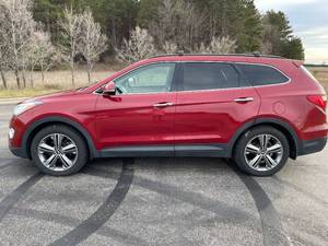 2014 Hyundai Santa FE Limited - 79,640 MILES