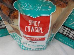 8 x 7 oz The Pioneer Women Spicy Cowgirl Snack Mix best date 092023