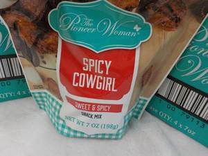 8 x 7 oz The Pioneer Women Spicy Cowgirl Snack Mix best date 092023