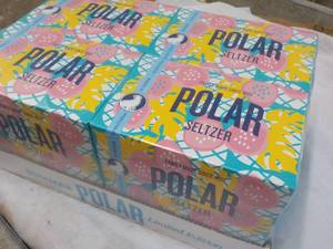 4 - 6 packs Polar Seltzer - best date 092024