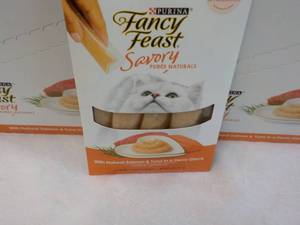 15 ct Purina Fancy Feast Savory Cat Treats Natural Salmon and Tuna in a Demi Glaze best date 082023 Retail $3 each