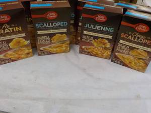 8 Boxes Betty Crocker Potatoes Meals - 2 each Julienne, Cheesy Scalloped, Scalloped, and Au Gratin best date 07262023