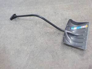 Suncast 18 Combo Snow Shovel and Pusher- made in USA