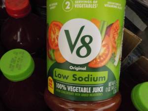 6 - 46 oz V8 Low Sodium Vegetable Juice best date 11302023