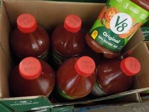 6 - 46 oz V8 Original Vegetable Juice best date 112023