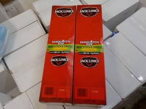2 Jack Links Sasquatch Beef Stick and Cheese with jalapeno - 12 per box
