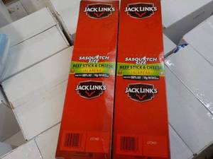 2 Jack Links Sasquatch Beef Stick and Cheese with jalapeno - 12 per box