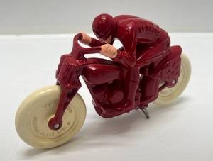 lot 138 image: RARE 1993 Steve Posson Cast Iron Motorcycle With White Rubber Tires Ed Kretz The Iron Man Indian 38 7 12 Long