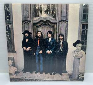 lot 256 image: 1970s Beatles Hey Jude (The Beatles Again) Vinyl LP (Record In Plastic Sleeve)