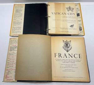 lot 285 image: Vintage France & Vatican City Stamp Albums With Misc. Stamps