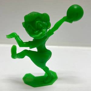 lot 47 image: 1960s Louis Marx Nutty Mads (Gutterball)