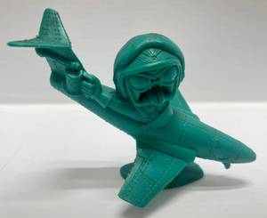 lot 54 image: 1960s Louis Marx Nutty Mads (Freddie Flameout)