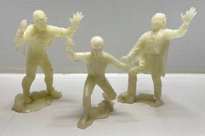 lot 61 image: 1960s-70s Universal Picture Company Mosters Figures Including Phantom, Wolf Man & Mummy