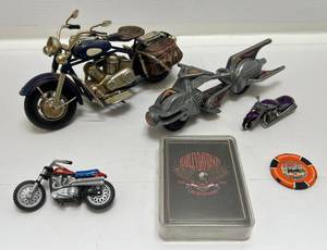 lot 107 image: Misc. Vintage Metal Motorcycles & Harley-Davidson Playing Cards