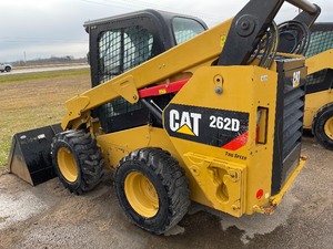 lot 2 image: 2019 Cat Model 262D Skid Loader Skid Steer