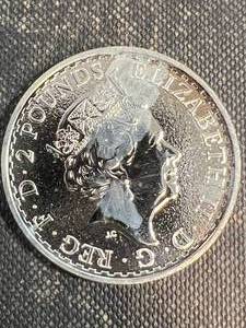 1 TROY OZ .999 FINE SILVER 2017 BRITTANIA ROUND