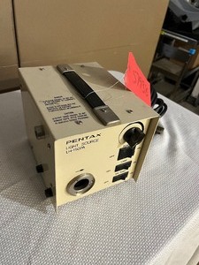 lot 28 image: Pentax LH-150PA Endoscopy Light Source - Works