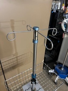 lot 59 image: Mobile Height Adjustable 4-Ram Hook I.V. Pole with Wire Basket