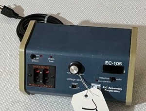 lot 34 image: MSRP $800 Thermo Fischer Owl E-C Apparatus EC-105 Compact Power Supply - Great Working Condition