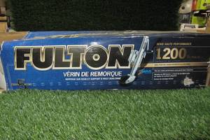 lot 52 image: Fulton XP100101 Trailer Jack 1200 Pound Capacity