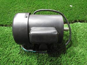 lot 123 image: Capacitor Run Motor - 450 W - 120 V - 4.2 A - RPM 1720