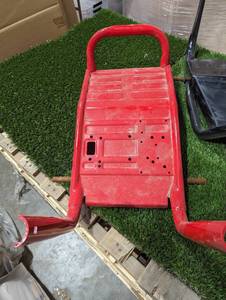 lot 157 image: Set of 2 Power washer Frames