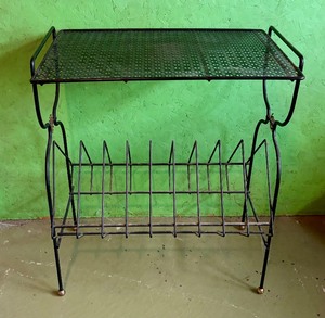 lot 59 image: Vintage Metal Media Rack
