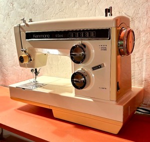 lot 119 image: Kenmore 12 Stitch Sewing Machine