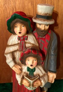 lot 136 image: Festive Blow Mold Carolers Figurine