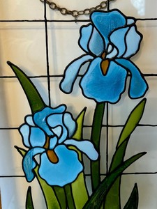 lot 233 image: Floral Stained Glass Decor