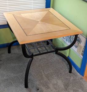 lot 8 image: Blonde Wood Accent Table by Ashley Furniture
