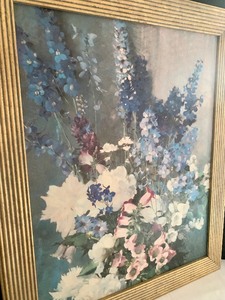 lot 219 image: Vintage Floral Oil Painting