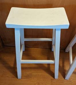 lot 40 image: Pair of Painted White Wood Stools