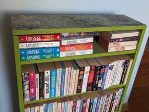 lot 304 image: Assorted Paperback Books