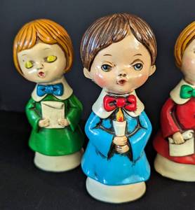 lot 308 image: Assorted Vintage Porcelain Christmas Figurines