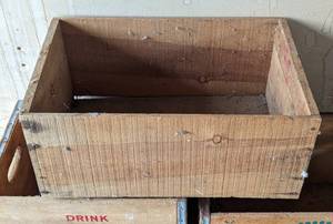 lot 321 image: Vintage Wood Crates