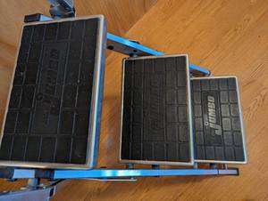 lot 322 image: Little Jumbo Step Ladder