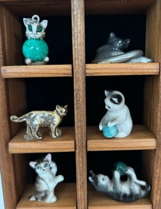 lot 143 image: Shadow Box Full of Cute Cat Figurines and Pins