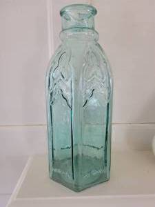 lot 8 image: Antique Cathedral Pickle Bottle Blue. Civil War Era.