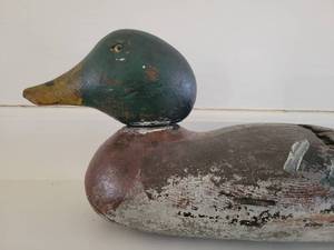 lot 24 image: Vintage Duck Decoy.  Glass eyes.