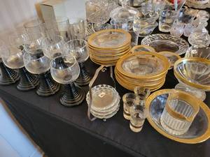 lot 41 image: Banquet table full of glassware, crystal, ornaments, depression glass etc.