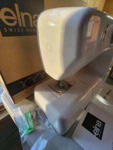 lot 62 image: Elna 1000 LS 5mm Sewing Machine