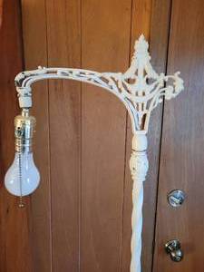 lot 71 image: Antique Cast Iron Floor Lamp.