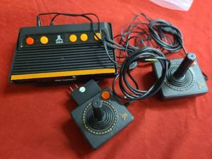 lot 116 image: JJ Atari Flashback mini game console all in one console