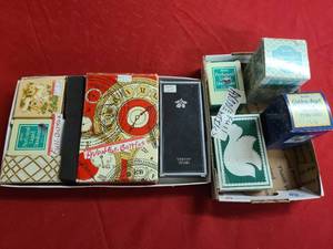 lot 121 image: JJ Collection of vintage avon perfumes -full-