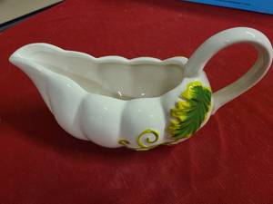 lot 139 image: JJ Brand new gourd themed gravy boat