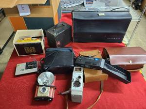 lot 151 image: JJ Box of vintage cameras from Kodak and more