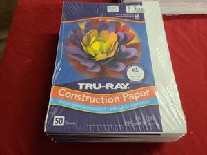 lot 182 image: JJ 500 Sheets of White Heavyweight construction paper