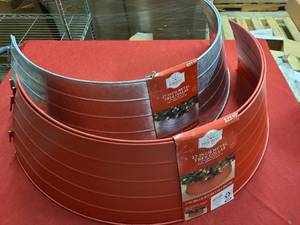 lot 230 image: MM 2x 27-Inch metal tree collars